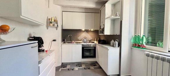 3 rooms Apartment in Naples, Italy No. 36132 9