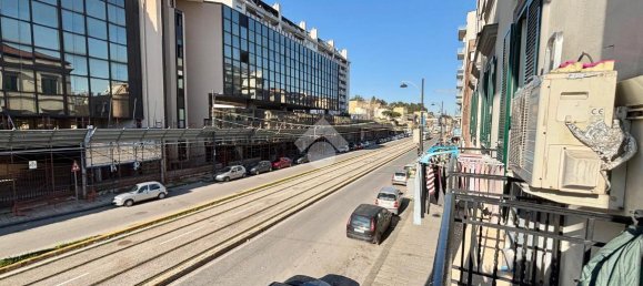 3 rooms Apartment in Naples, Italy No. 36132 27