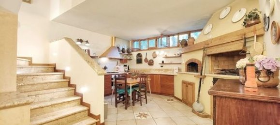 9 rooms Villa in Lastra a Signa, Italy No. 142903 5