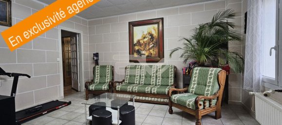 5 bedrooms House in Fismes, France No. 45067 4