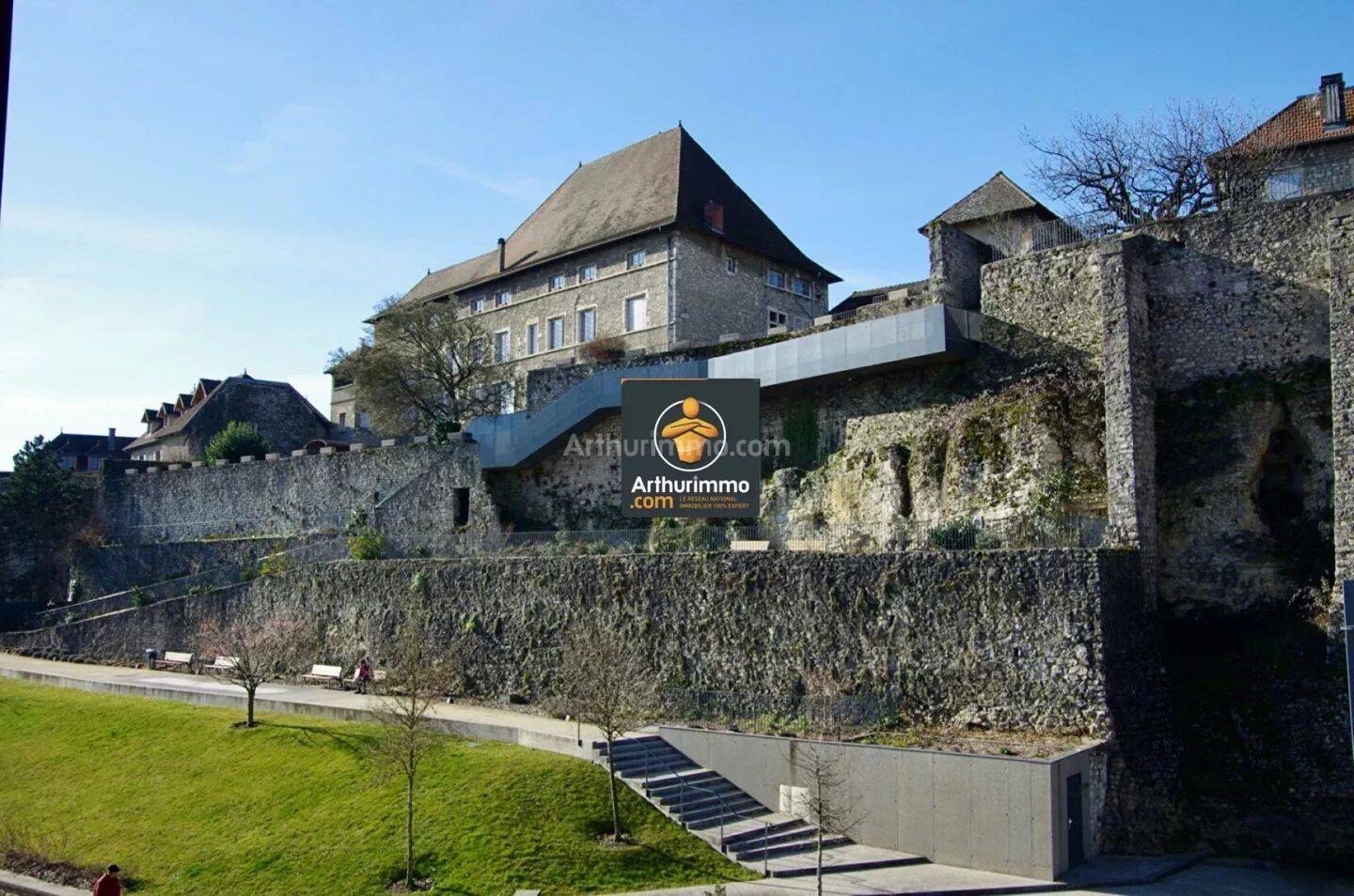 Imóvel comercial em Morestel, France 350 m² N.º 317605