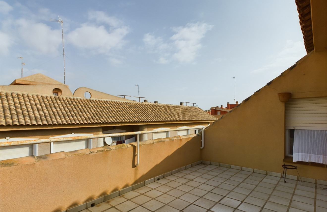 4 bedrooms Penthouse in Los Alcazares, Spain No. 133079