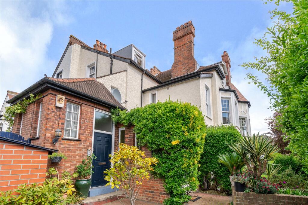 2 bedrooms Apartment in London, United Kingdom No. 12179