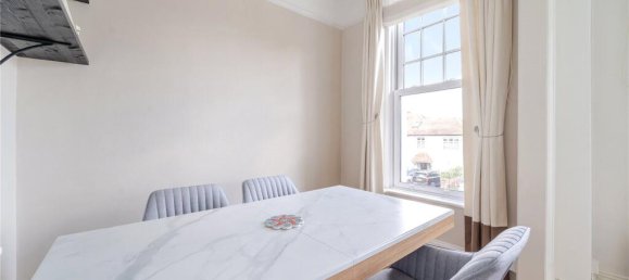 2 bedrooms Apartment in London, United Kingdom No. 12179 10