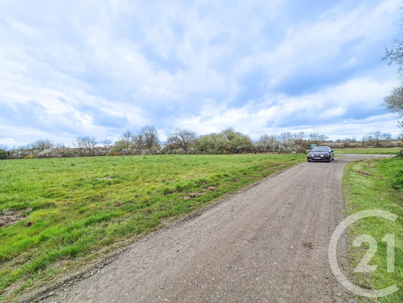  Land in Vendee, France No. 99923