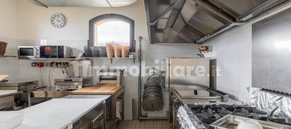 5 rooms Building in Valsamoggia, Italy No. 201121 21