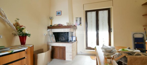 8-salle Maison à Monte Urano, Italy No. 72995 22