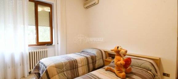 8-salle Maison à Monte Urano, Italy No. 72995 17