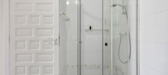 5 bedrooms Villa in Marbella, Spain No. 38886 30