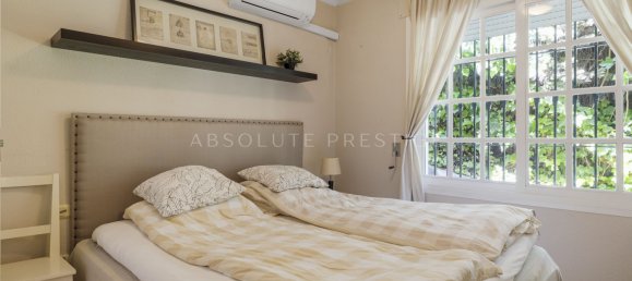 5 bedrooms Villa in Marbella, Spain No. 38886 43