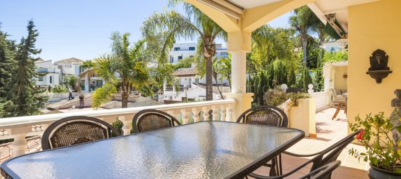 5 bedrooms Villa in Marbella, Spain No. 38886 15