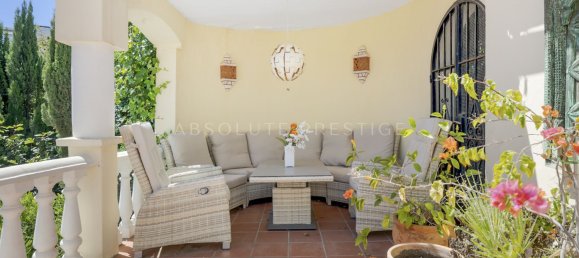 5 bedrooms Villa in Marbella, Spain No. 38886 37