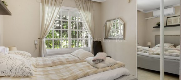 5 bedrooms Villa in Marbella, Spain No. 38886 31