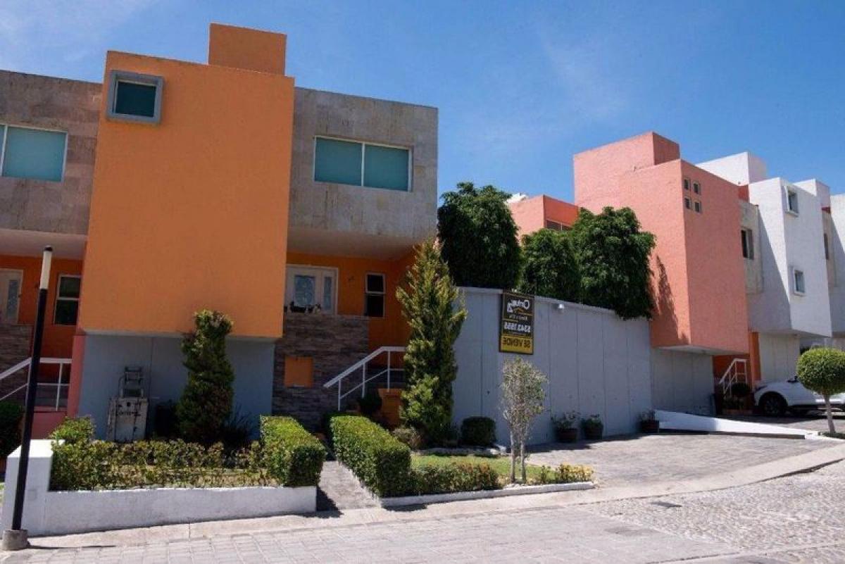 3 bedrooms House in Ciudad Lopez Mateos, Mexico No. 222040