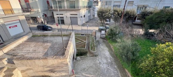 4 rooms Apartment in Ceglie Messapica, Italy No. 17193 12