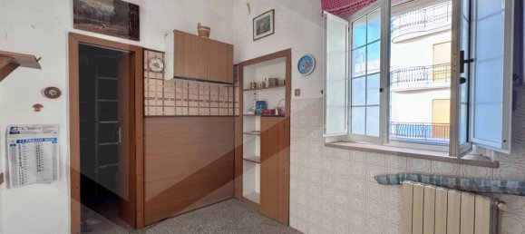 4 rooms Apartment in Ceglie Messapica, Italy No. 17193 5
