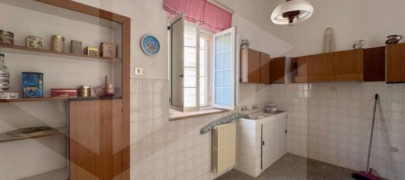4 rooms Apartment in Ceglie Messapica, Italy No. 17193 6