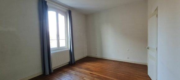 4 Schlafzimmer Haus in Maintenon, France, Nr. 89779 4