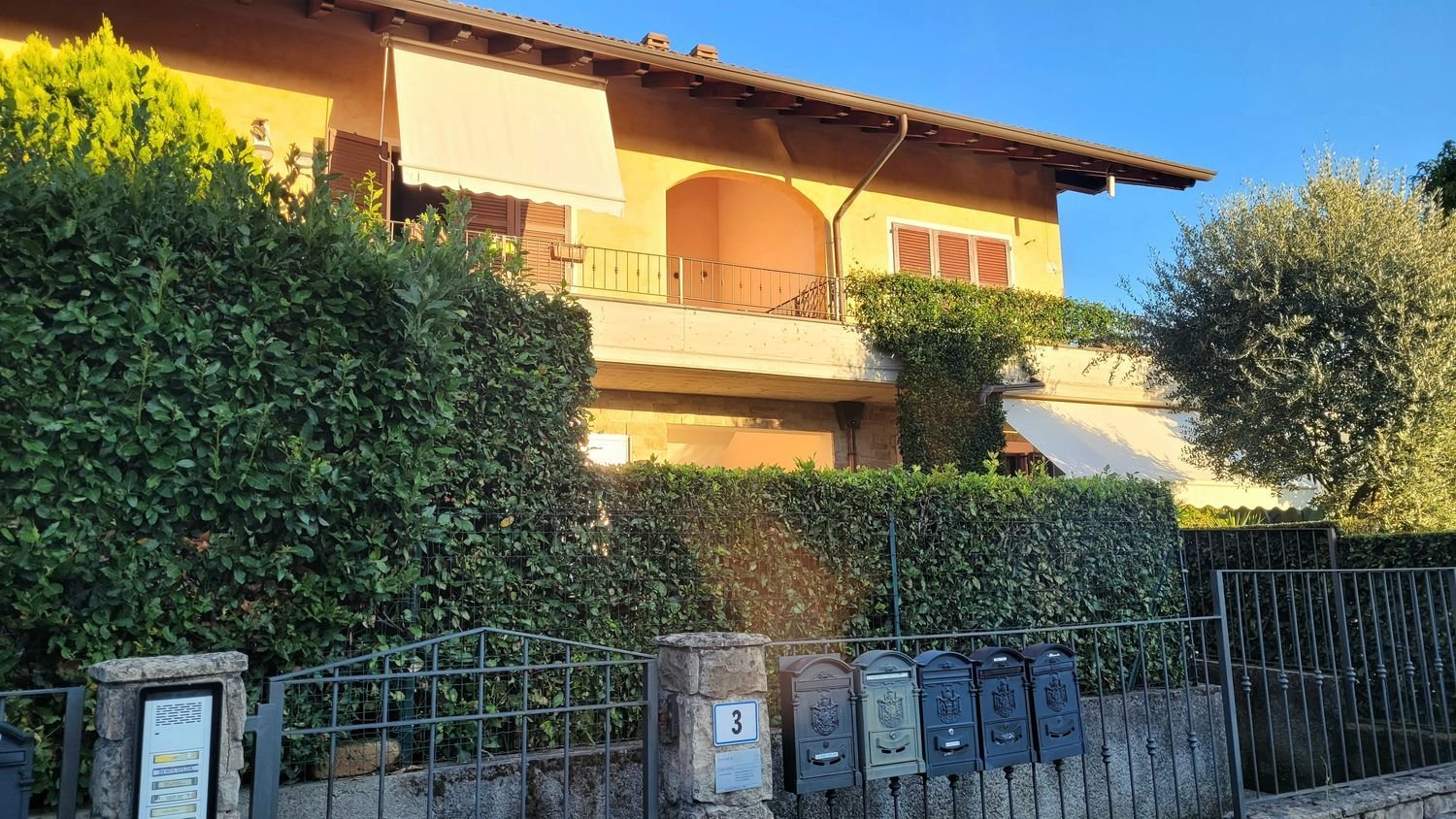 3 bedrooms Duplex in Ome, Italy No. 363403