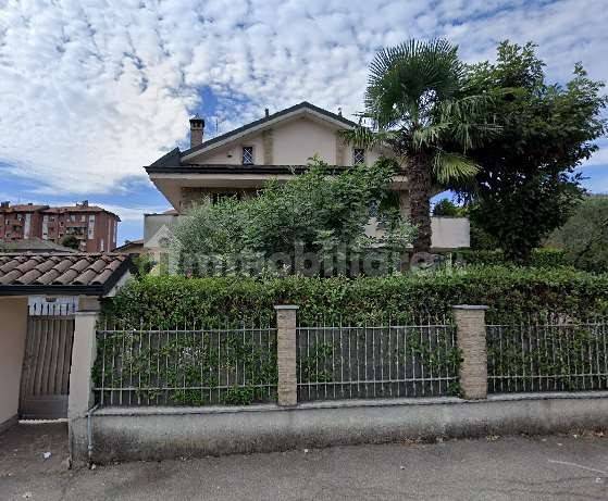 2 غرف نوم شقة في Paderno Dugnano, Italy رقم 338782