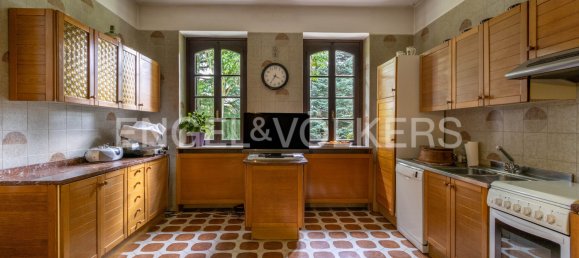 4 Schlafzimmer Villa in Cardano al Campo, Italy, Nr. 127859 6
