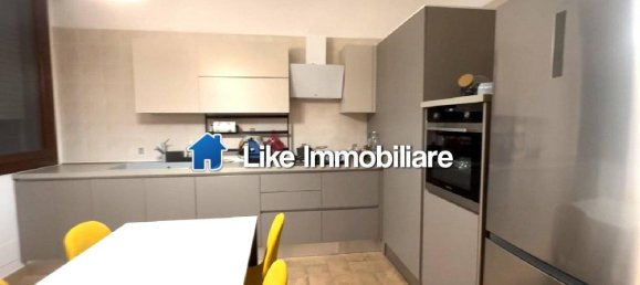 4 rooms Apartment in Castelfranco Emilia, Italy No. 33179 3