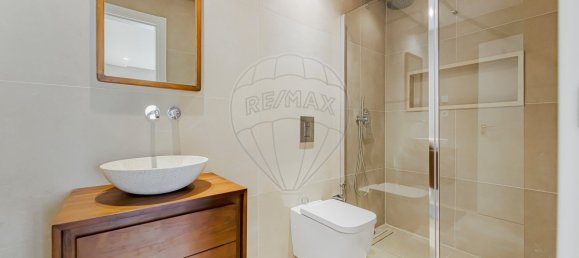 4 bedrooms Villa in Cascais, Portugal No. 160954 24