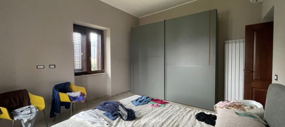 4-Zimmer Villa in Formicola, Italy, Nr. 78894 11