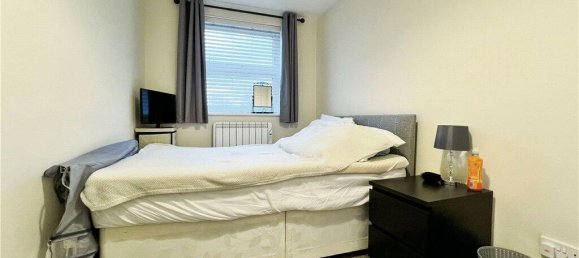 1 bedroom Apartment in Egham, United Kingdom No. 8662 12