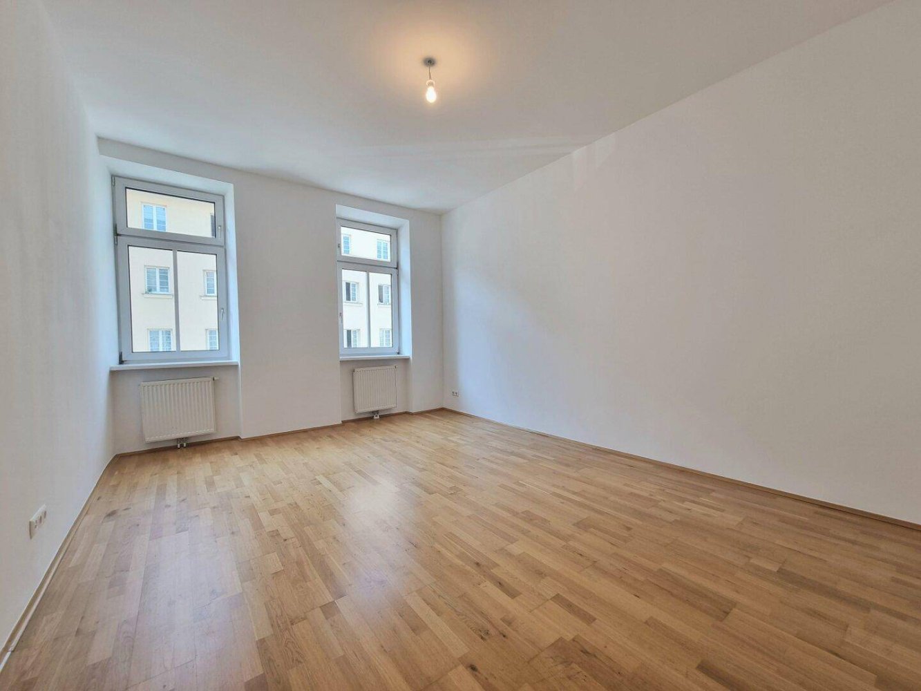 2 rooms Apartment in Ottakring, Austria No. 207444