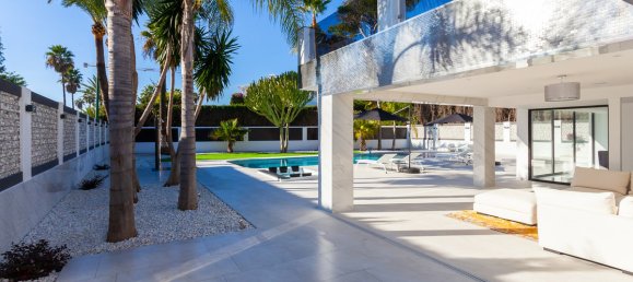 Villa de 5 dormitorios en Marbella, Spain No. 23009 4