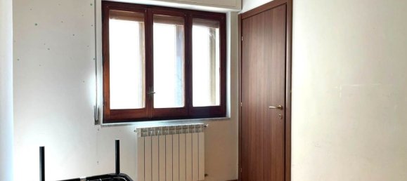 5 bedrooms Apartment in Catanzaro, Italy No. 381212 10