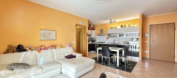 3 bedrooms Apartment in Solesino, Italy No. 358413 2