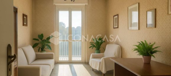 5 rooms Apartment in Pescara, Italy No. 17209 7