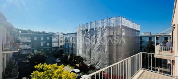 5 rooms Apartment in Pescara, Italy No. 17209 9