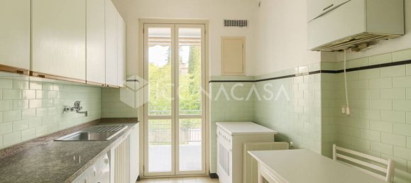 5 rooms Apartment in Pescara, Italy No. 17209 4