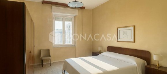 5 rooms Apartment in Pescara, Italy No. 17209 5