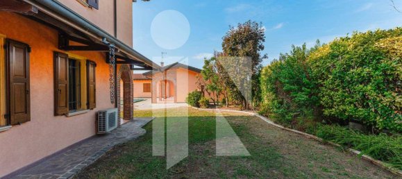 4 Schlafzimmer Villa in Marcaria, Italy, Nr. 326526 29