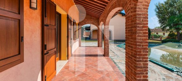 4 Schlafzimmer Villa in Marcaria, Italy, Nr. 326526 24