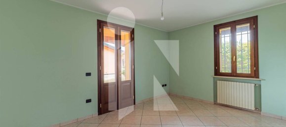4 Schlafzimmer Villa in Marcaria, Italy, Nr. 326526 9