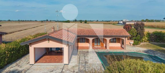 4 Schlafzimmer Villa in Marcaria, Italy, Nr. 326526 34