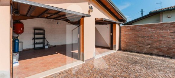 4 Schlafzimmer Villa in Marcaria, Italy, Nr. 326526 23