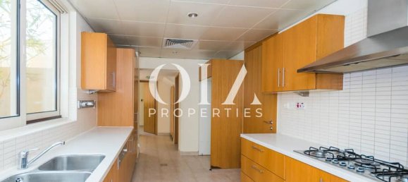 4 bedrooms Villa in Al Raha Gardens, UAE No. 17306 9