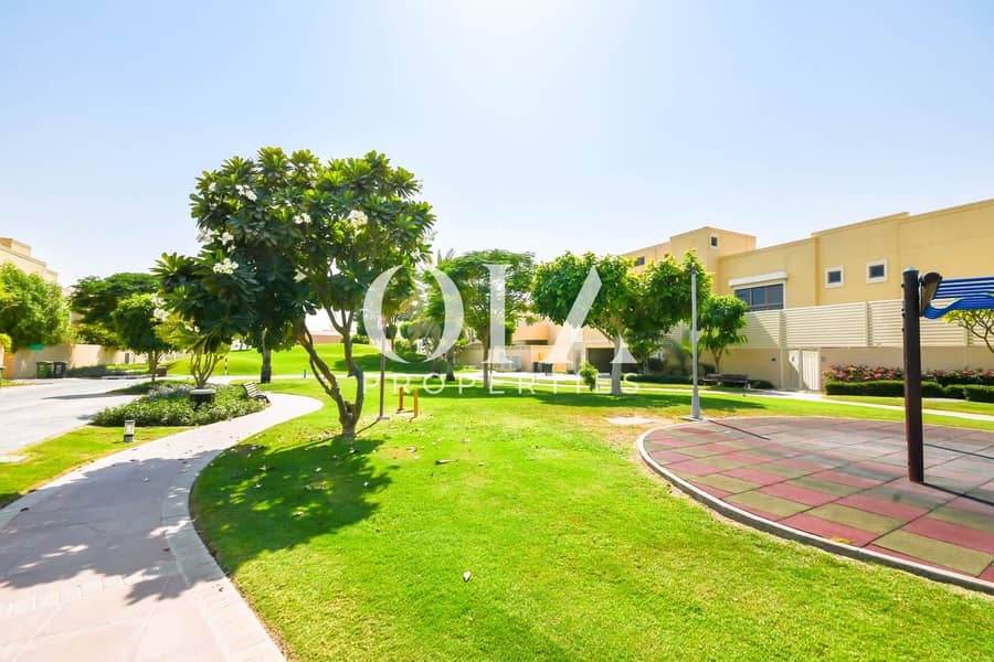 4 bedrooms Villa in Al Raha Gardens, UAE No. 17306
