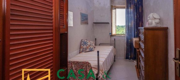 6 chambres Maison à Marzano Appio, Italy No. 325652 35