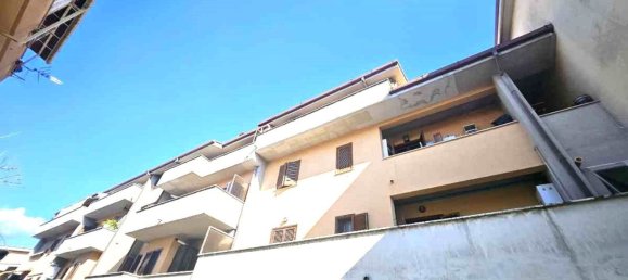 Дуплекс с 3 спальнями в Фонто Нуова, Италия № 323591 3