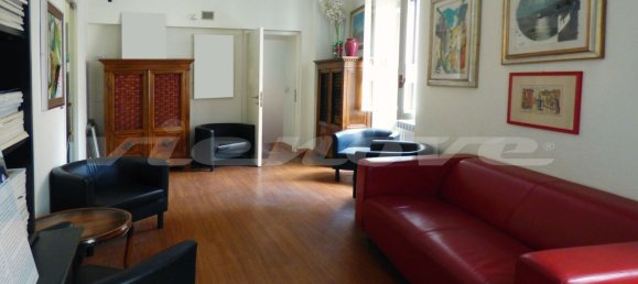 4 rooms Apartment in Rome, Italy No. 219164 5