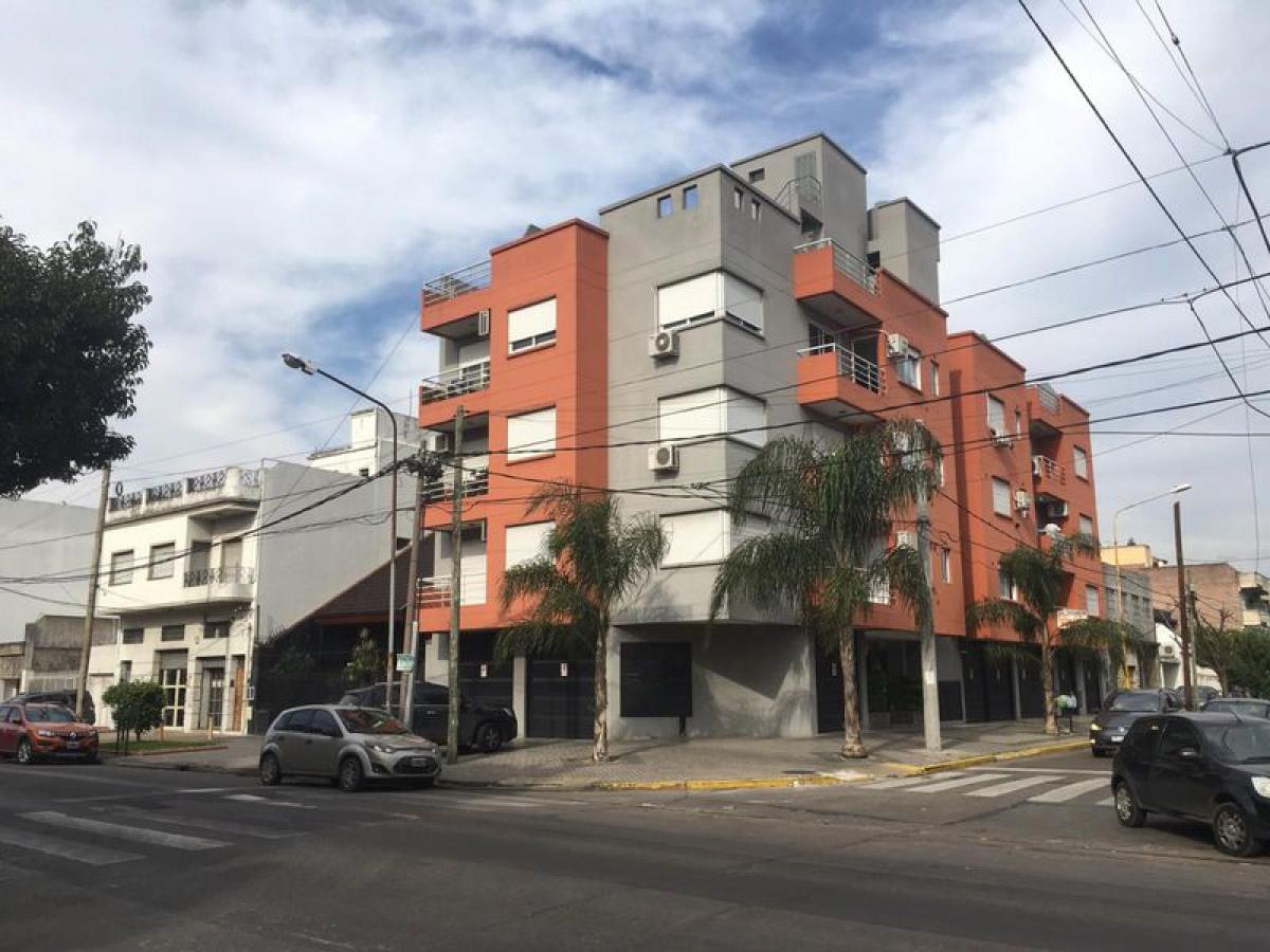  Warehouse in Bermudez, Argentina No. 28532