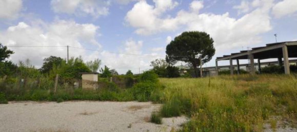 10062m² Warehouse in Castel Viscardo, Italy No. 261570 10