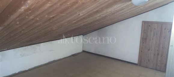 4-Zimmer Wohnung in Borgia, Italy, Nr. 288635 4